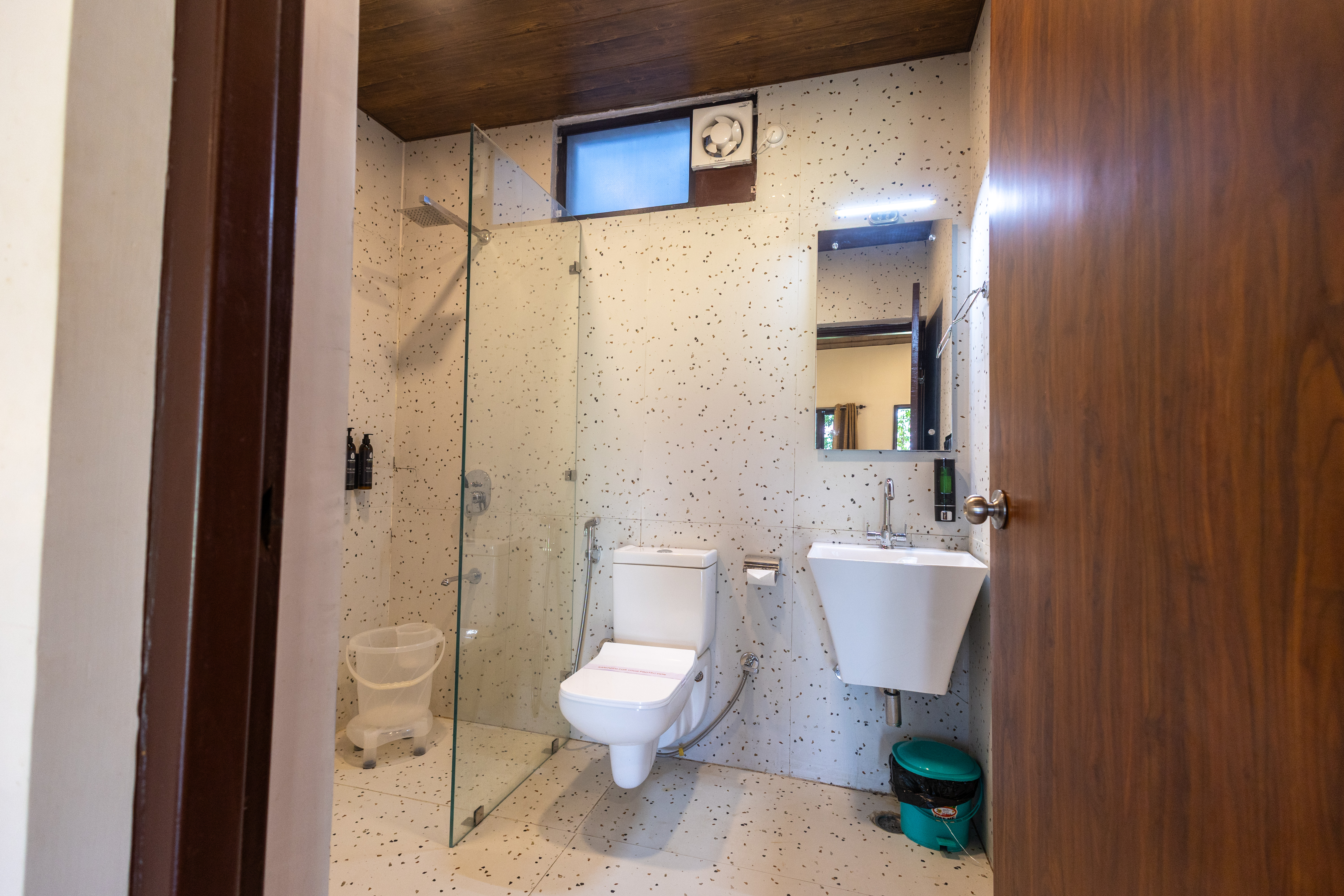 Modern En-suite Bathroom